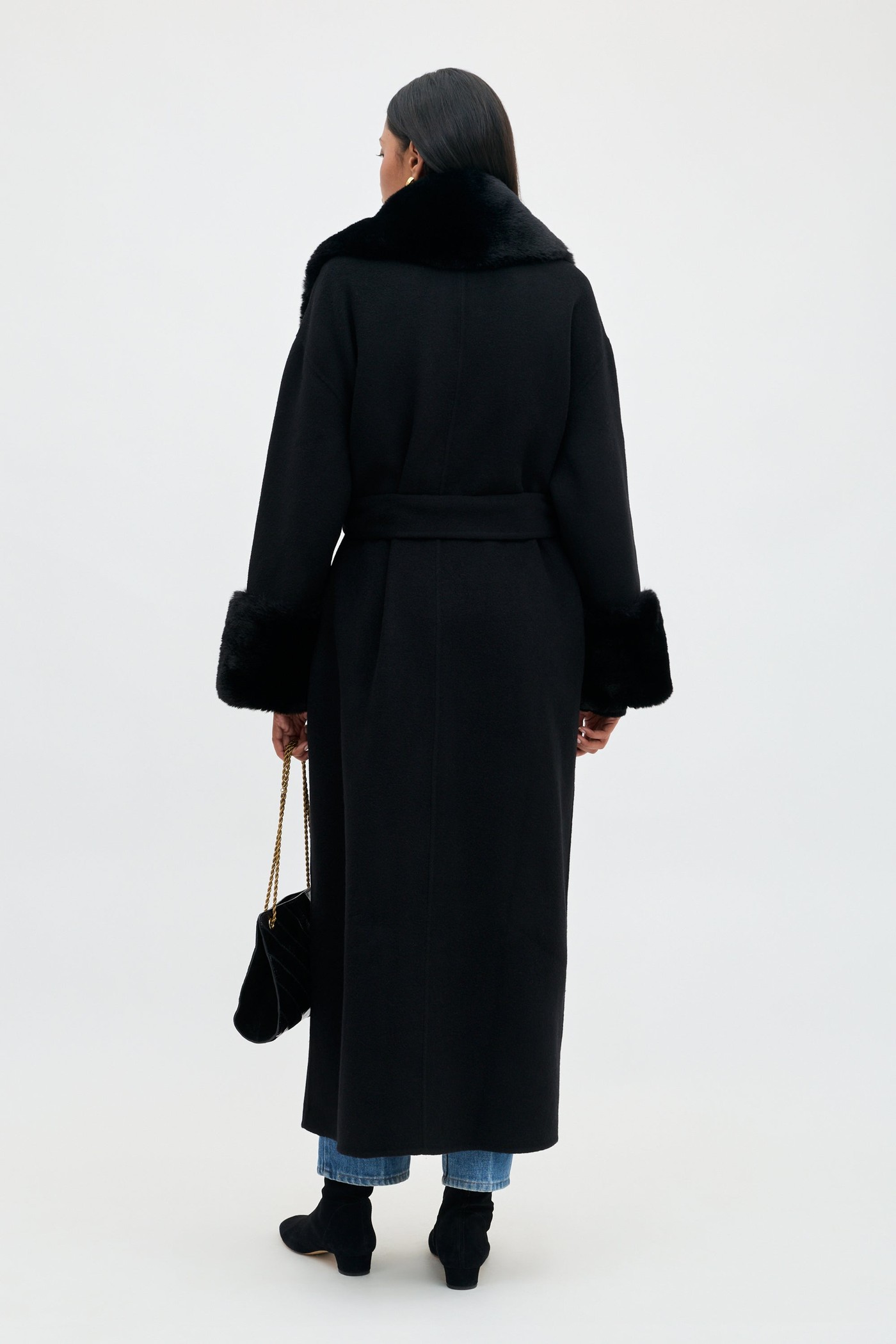 Winslow - Black view 3